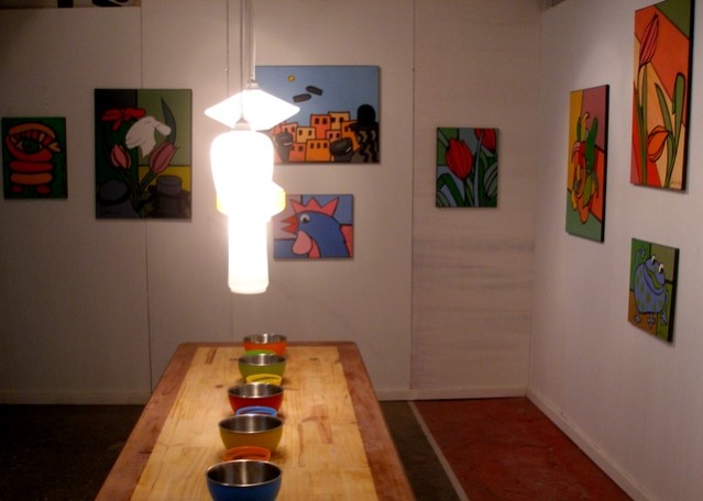 tentoonstelling jan & piet museum, spaarne kunstroute mei 2011, schilderijen en tafel Jan Heijer